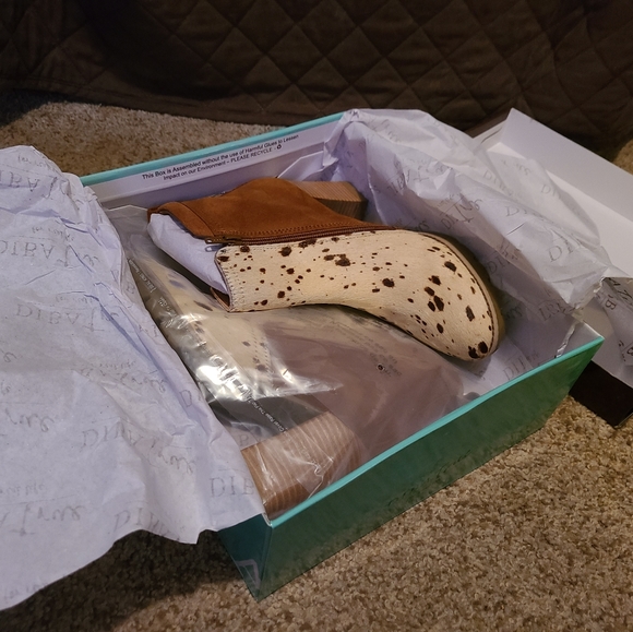 DIBA TRUE for real life BOOTS Size 8 - Picture 7 of 8